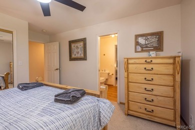 Experience the pinnacle of Big Bear Lake living at Pines & - photo 40