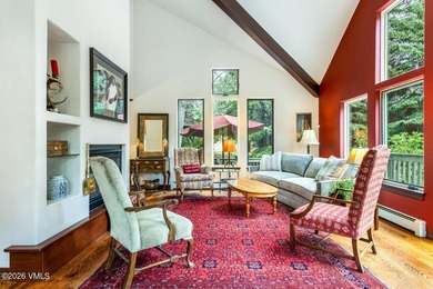 Mountain views, great outdoor living, and plenty of room for - photo 6