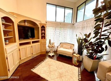 This gorgeous contemporary split level is located on a quiet - photo 5