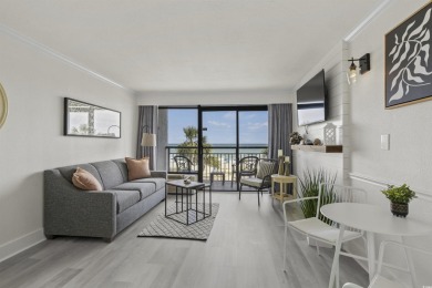 **Stunning Oceanfront 1 Bedroom Condo - Your Coastal Getaway!**