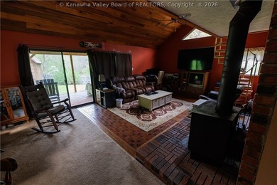 Inviting 3-bedroom, 2 bath home on 1.37 acres featuring an open - photo 12