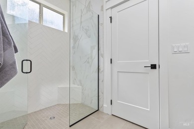 The Mason by Berkeley Building, a charming, single-level home - photo 19