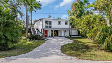 Charming Pine Island Stilt Home with Attached Apartment - Ideal - photo 1