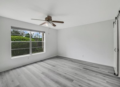 Welcome to this newly renovated, move-in-ready first-floor condo - photo 21