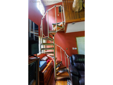 Inviting 3-bedroom, 2 bath home on 1.37 acres featuring an open - photo 22