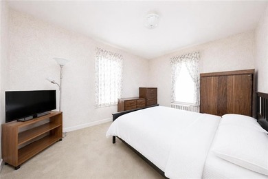 Beautiful fully detached 2-family brick home in prime Sheepshead - photo 23