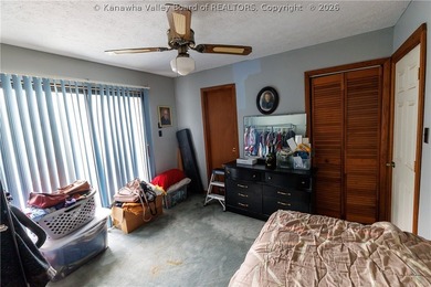 Inviting 3-bedroom, 2 bath home on 1.37 acres featuring an open - photo 27