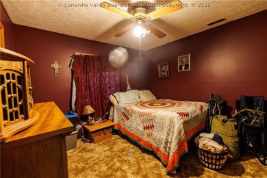 Inviting 3-bedroom, 2 bath home on 1.37 acres featuring an open - photo 28