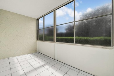 Welcome to this newly renovated, move-in-ready first-floor condo - photo 28