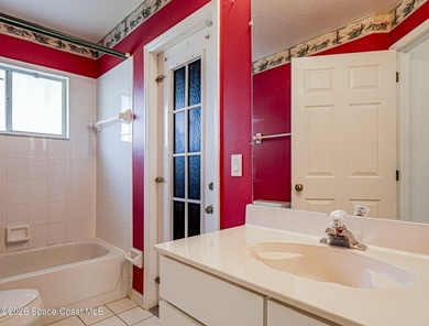 Welcome to this beautifully maintained 3-bedroom, 2-bath home - photo 32