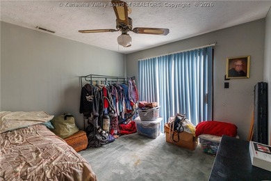 Inviting 3-bedroom, 2 bath home on 1.37 acres featuring an open - photo 35
