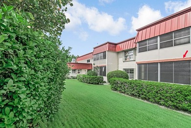 Welcome to this newly renovated, move-in-ready first-floor condo - photo 35