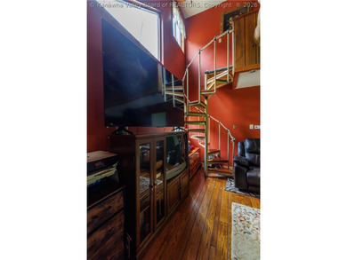 Inviting 3-bedroom, 2 bath home on 1.37 acres featuring an open - photo 36