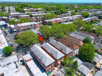 Beautiful fully detached 2-family brick home in prime Sheepshead - photo 37