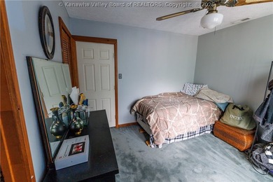 Inviting 3-bedroom, 2 bath home on 1.37 acres featuring an open - photo 41