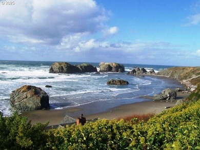 BANDON OCEAN TRAILS large level lot on quiet street with view of - photo 13