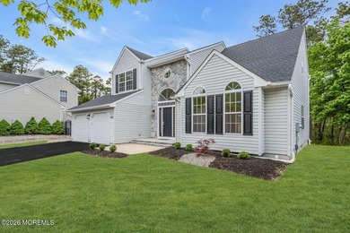 FULLY RENOVATED & MOVE-IN READY - Welcome to 445 Vista Court - photo 4