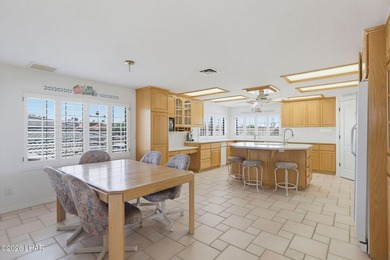 Spacious home perfect for an , family retreat, or - photo 15