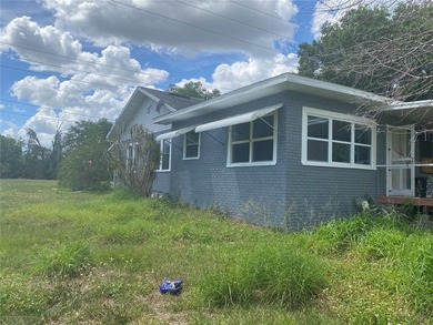 CASH ONLY!!! Welcome to this beautifully upgraded 3-bedroom - photo 17