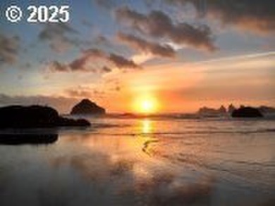 BANDON OCEAN TRAILS large level lot on quiet street with view of - photo 21