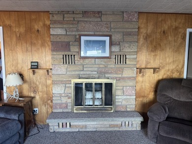 Charming 3-bedroom, 2.5-bath ranch home on 100 feet of Paradise - photo 29