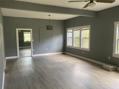 CASH ONLY!!! Welcome to this beautifully upgraded 3-bedroom - photo 35