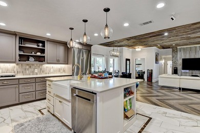 Welcome to Lake Texoma and your Dream Home....Located near the - photo 12