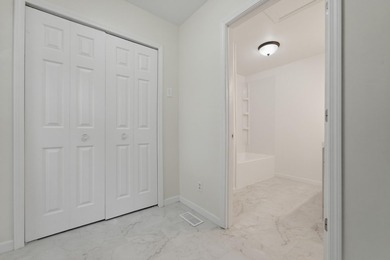 Recently updated 2 bedroom, 1 bathroom, Single Family Home in - photo 14