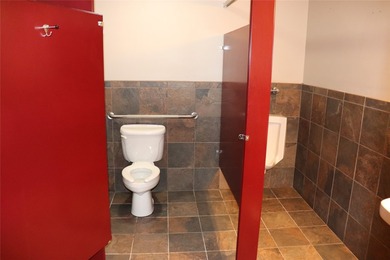 Motivated Seller! Perfect Opportunity to get into the Rental - photo 14