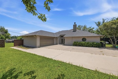 Welcome to Lake Texoma and your Dream Home....Located near the - photo 17