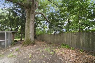 Recently updated 2 bedroom, 1 bathroom, Single Family Home in - photo 18