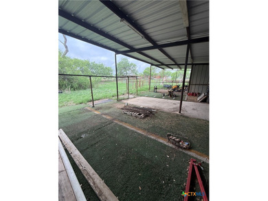 RARE UNRESTRICTED 11+ ACRE AG-EXEMPT PROPERTY WITH ENDLESS - photo 9