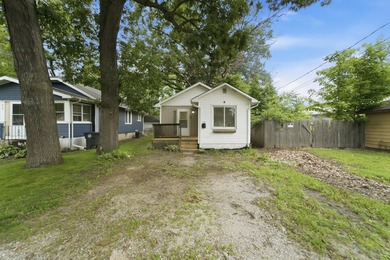 Recently updated 2 bedroom, 1 bathroom, Single Family Home in - photo 23