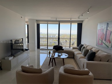 Little Maule Lake Condo For Sale in Aventura Florida
