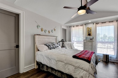 Welcome to Lake Texoma and your Dream Home....Located near the - photo 31