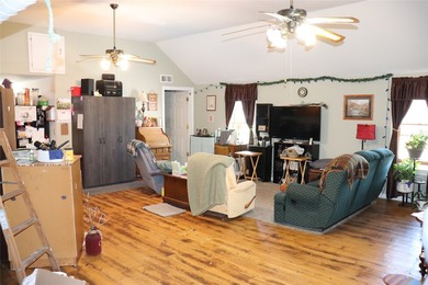 Motivated Seller! Perfect Opportunity to get into the Rental - photo 32