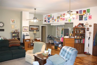 Motivated Seller! Perfect Opportunity to get into the Rental - photo 35