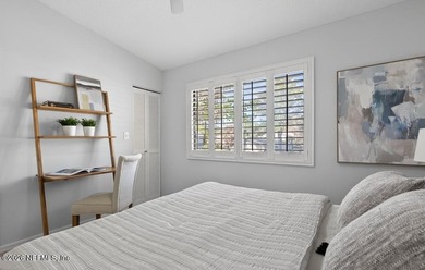 Welcome to this recently updated two-bedroom, two and a half - photo 36