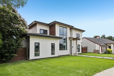 NEW IMPROVED PRICE ADJUSTMENT ON THIS BEAUTIFUL LUXURY HOME WITH - photo 2