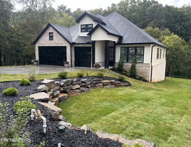 Tellico Lake Home For Sale in Loudon Tennessee