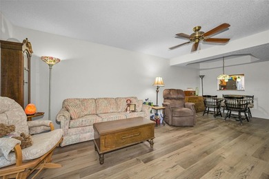 Freshly painted. all neutral creamy white! and all NEW flooring - photo 9