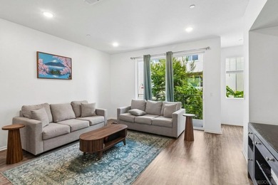 Welcome to Playa Del Sol living at its finest! This beautifully - photo 1
