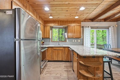 The Hideout Community has a new property for sale! This - photo 18
