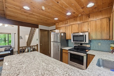 The Hideout Community has a new property for sale! This - photo 23