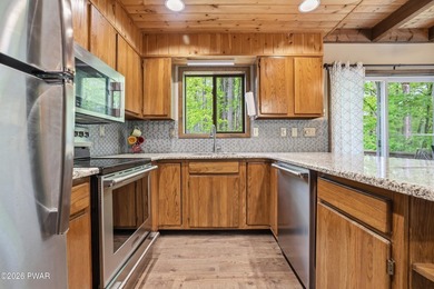 The Hideout Community has a new property for sale! This - photo 24