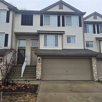 Crystal Lake  - Oakland County Condo For Sale in Pontiac Michigan