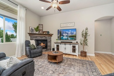 Welcome to this spectacular 5-bed, 3-bath ranch by Bridgewater - photo 11