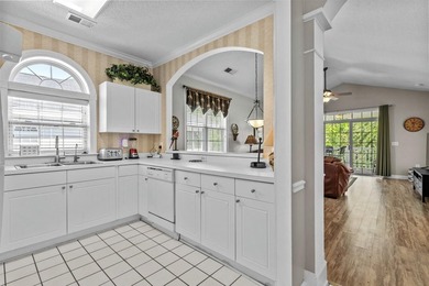 Whether you're looking for a vacation home in the perfect golf - photo 13