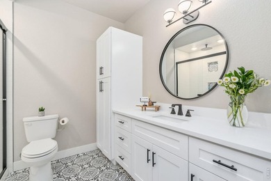 Welcome to this spectacular 5-bed, 3-bath ranch by Bridgewater - photo 34