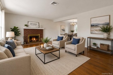 Welcome to this beautifully maintained Colonial, offering the - photo 4